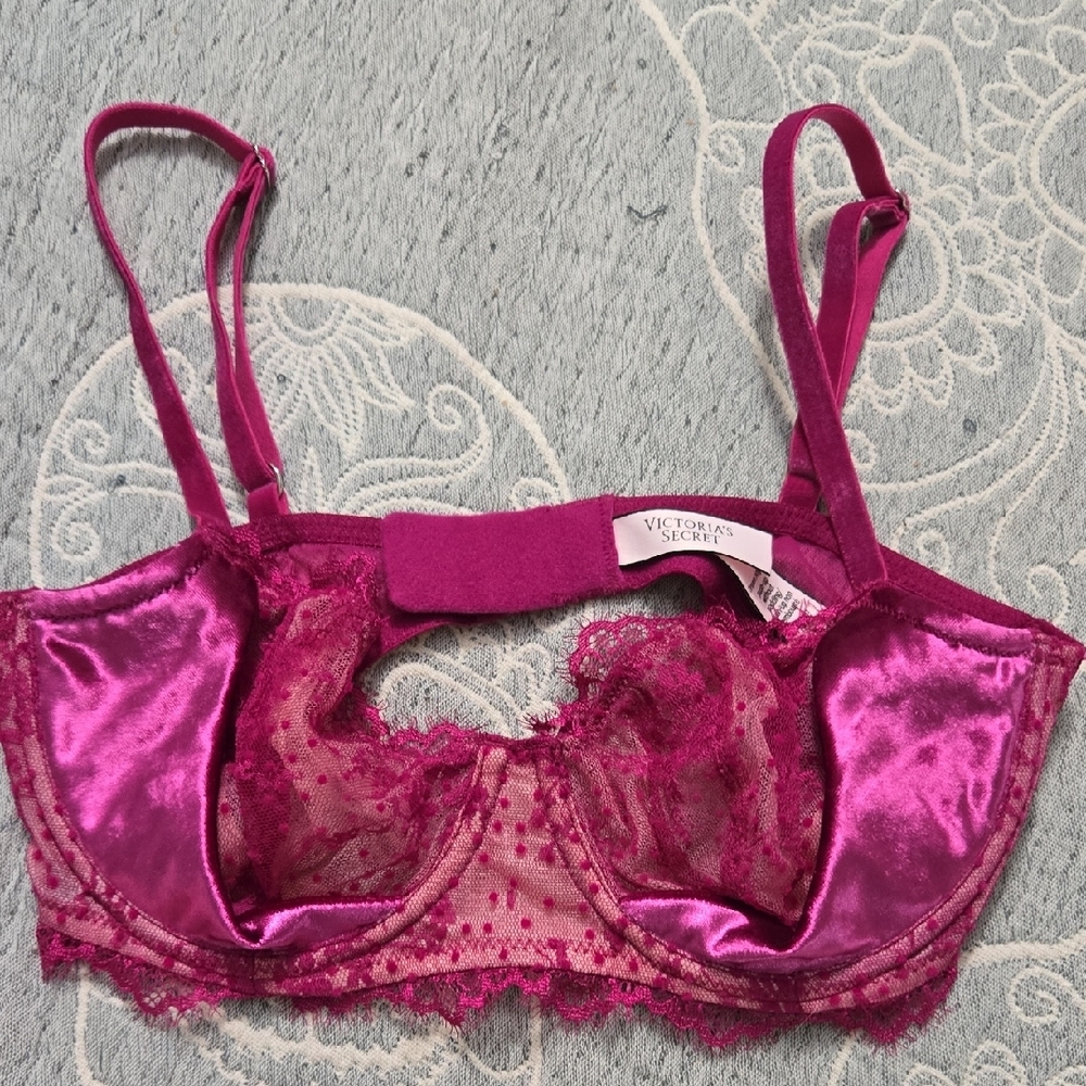 Victoria's Secret Pink Satin Underwire Bra